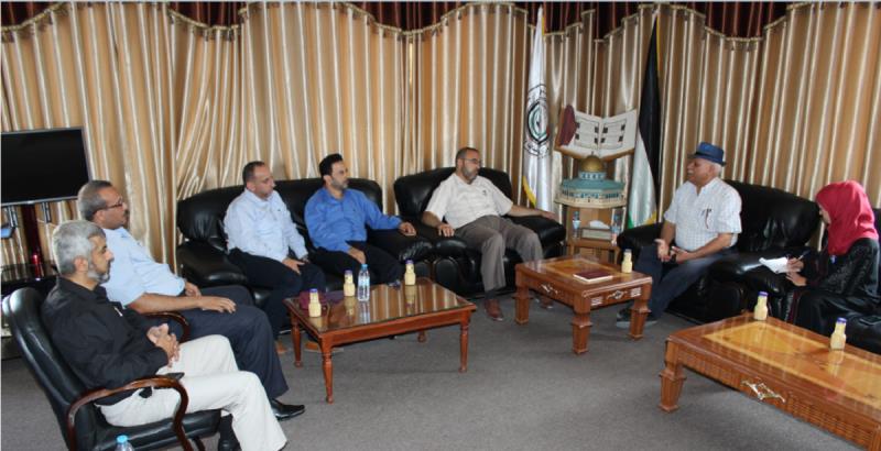 وزارة الأوقاف والشؤون الدينية تستقبل الفريق الوطني للتعداد في محافظة غزة 