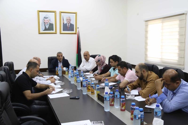 محافظ قلقيلية يترأس الاجتماع الأول للمكتب الإعلامي للتعداد العام للسكان والمساكن والمنشآت في المحافظة