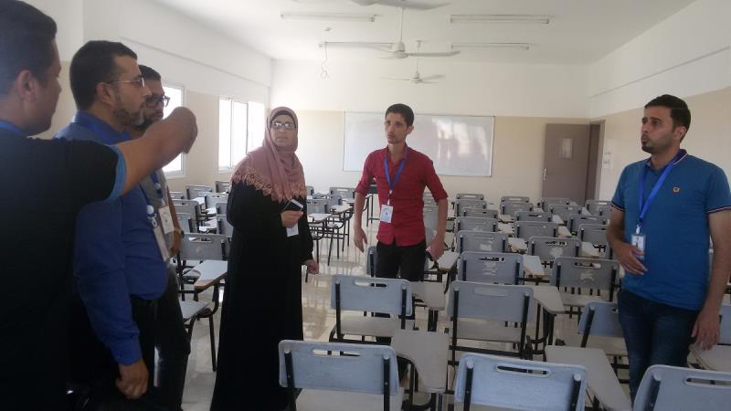 فريق الوطني للتعداد في محافظة دير البلح يتفقد قاعات التدريب في جامعة القدس المفتوحة