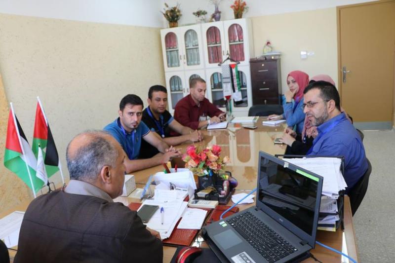 فريق التعداد الوطني بمحافظة دير البلح يلتقي المدير الفني لتربية وتعليم المحافظة الوسطى